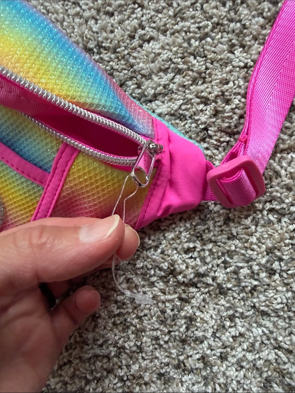 NWOT Children's Place Girls Rainbow Heart Fanny Pack - Pink Trim